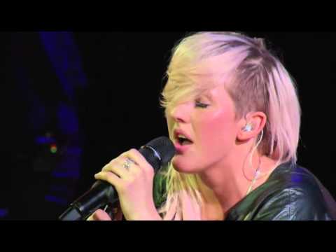 ellie-goulding-live-at-the-troubadour-hq